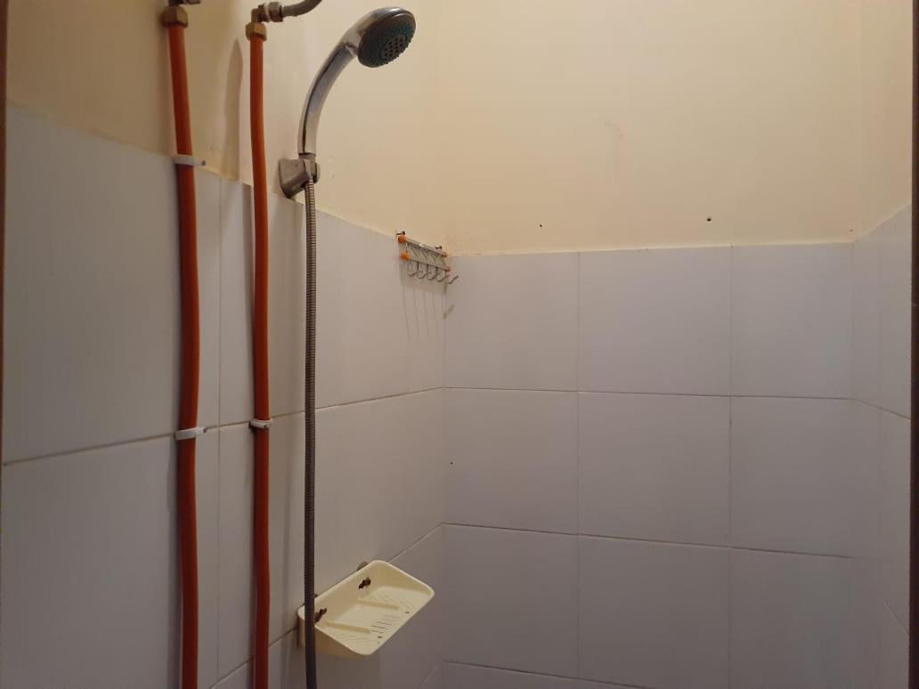 Kost Carmelia Syariah Baranangsiang Bogor Hotell Rom bilde
