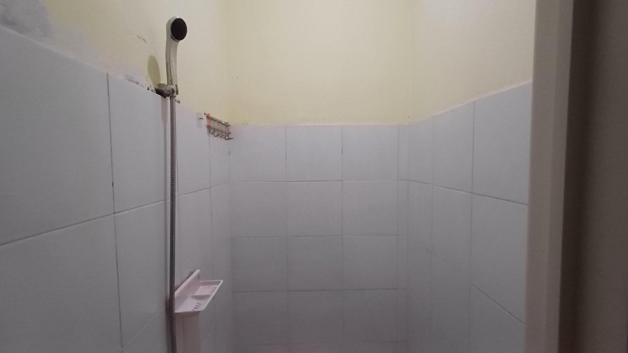 Kost Carmelia Syariah Baranangsiang Bogor Hotell Eksteriør bilde