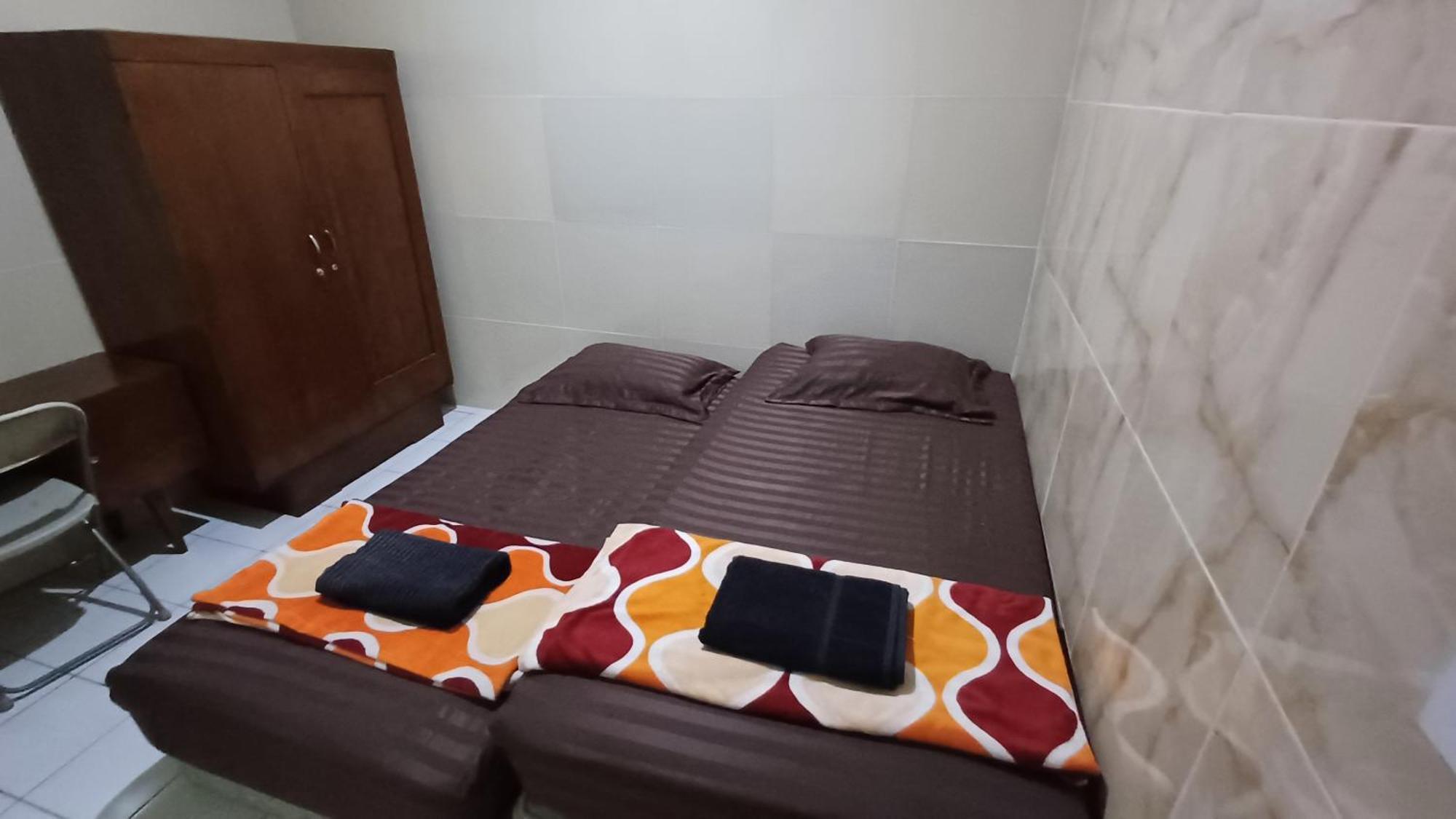 Kost Carmelia Syariah Baranangsiang Bogor Hotell Eksteriør bilde